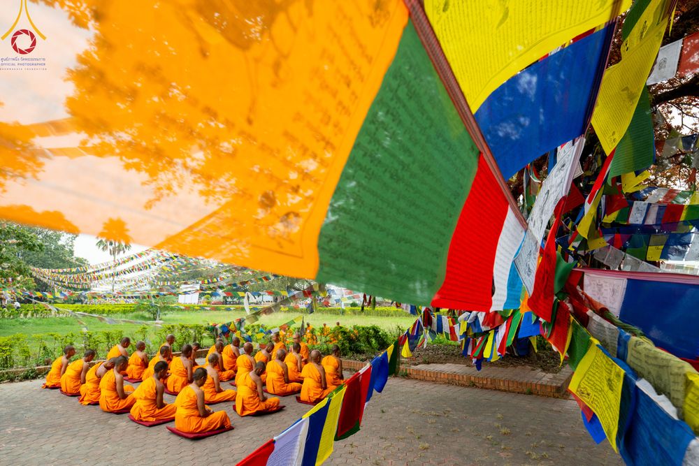 ภาพ No.314647:วันที่ 20 มีนาคม พ.ศ. 2569 พระอาจารย์ แนะนำการปฏิบัติธรรมให้แก่สามเณร  โครงการบรรพชาสามเณร 500 รูป เนปาล ณ วิหารมายาเทวี ประเทศเนปาล