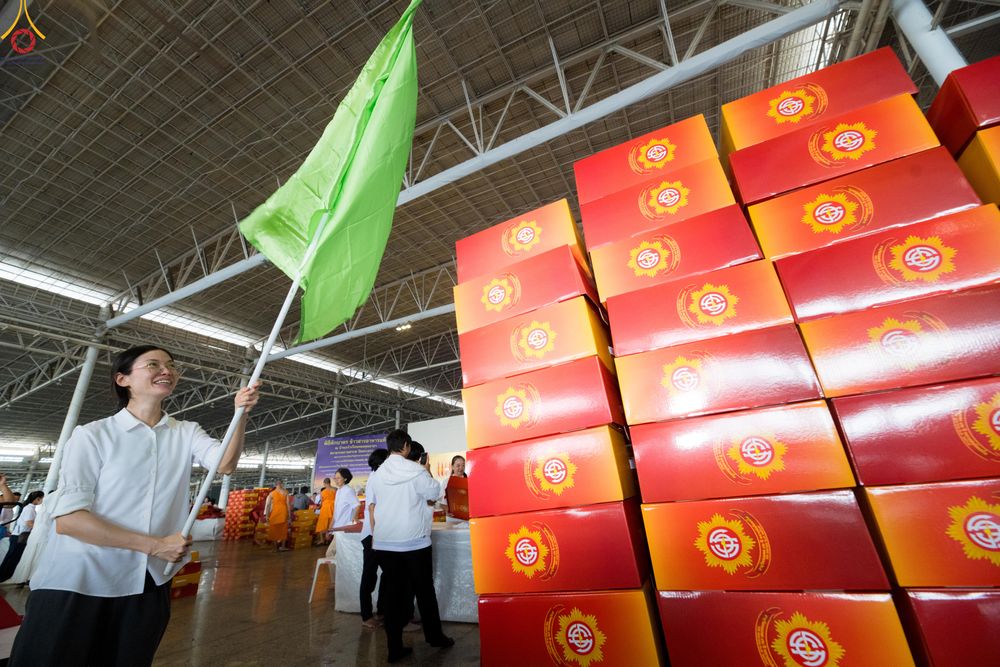 ภาพ No.320539:วันที่ 10 เมษายน พ.ศ.2569 การเตรียมกล่องไทยธรรม เพื่องานถวายมหาสังฆทาน 40,000 กว่าวัดทั่วประเทศ วันคุ้มครองโลก 22 เมษายน พ.ศ.2569 วัดพระธรรมกาย