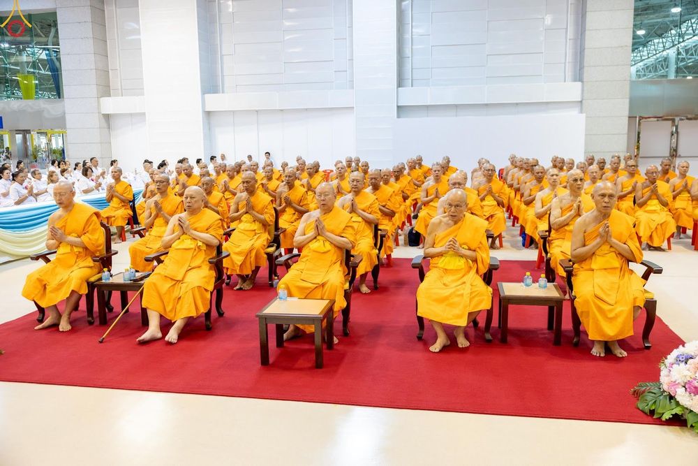 ภาพ No.345709:วันพฤหัสบดีที่ 27 สิงหาคม พ.ศ.2569 พิธีทอดผ้าป่าเพื่อถวายอุปกรณ์สื่อโสตทัศน์ อาคาร 82 ปี หลวงพ่อธัมมชโย พิธีทอดผ้าป่าสมทบกฐินวัดพระธรรมกาย และสมทบกฐิน 30,000 กว่าวัดทั่วไทย ครั้งที่ 1 ประจำปี พุทธศักราช 2569 ณ วัดพระธรรมกาย ปทุมธานี