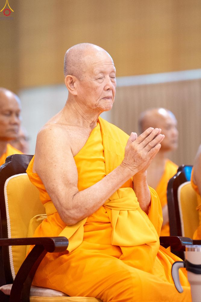 ภาพ No.337929:วันอาทิตย์ต้นเดือน 5 กรกฎาคม พ.ศ.2569 พิธีบูชาข้าวพระ ณ สภาธรรมกายสากล วัดพระธรรมกาย