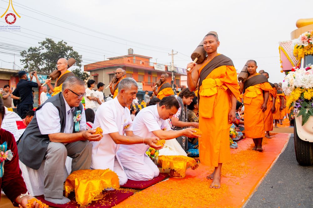 ภาพ No.317096:วันเสาร์ที่ 28 มีนาคม พ.ศ.2569 ธรรมยาตราจาริก ณ ซุ้มประตูลุมพินีเกต(Lumbini Gate) ประเทศเนปาล