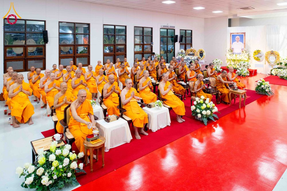 ภาพ No.314934:วันอาทิตย์ที่ 22 มีนาคม พ.ศ. 2569 พิธีบำเพ็ญกุศล คุณพ่อณรงค์ จินตมากุล  สิริอายุ 99 ปี 11 เดือน โยมบิดา พระครูปลัดรัตนวีรวัฒน์ (รังสฤษดิ์ อิทฺธิจินตโก) ที่ปรึกษาเจ้าคณะจังหวัดปทุมธานี เจ้าอาวาสวัดพระธรรมกาย  ณ ห้องปลูกศรัทธา 2 วัดพระธรรมกาย ปทุมธานี