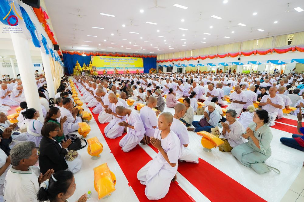 ภาพ No.281177:วันที่ 4 ธันวาคม พ.ศ. 2568 พิธีบรรพชาสามเณร ในโครงการบวชบูชาธรรมมหาปูชนียาจารย์  ณ วัดกลางพระอารามหลวง จังหวัดบุรีรัมย์