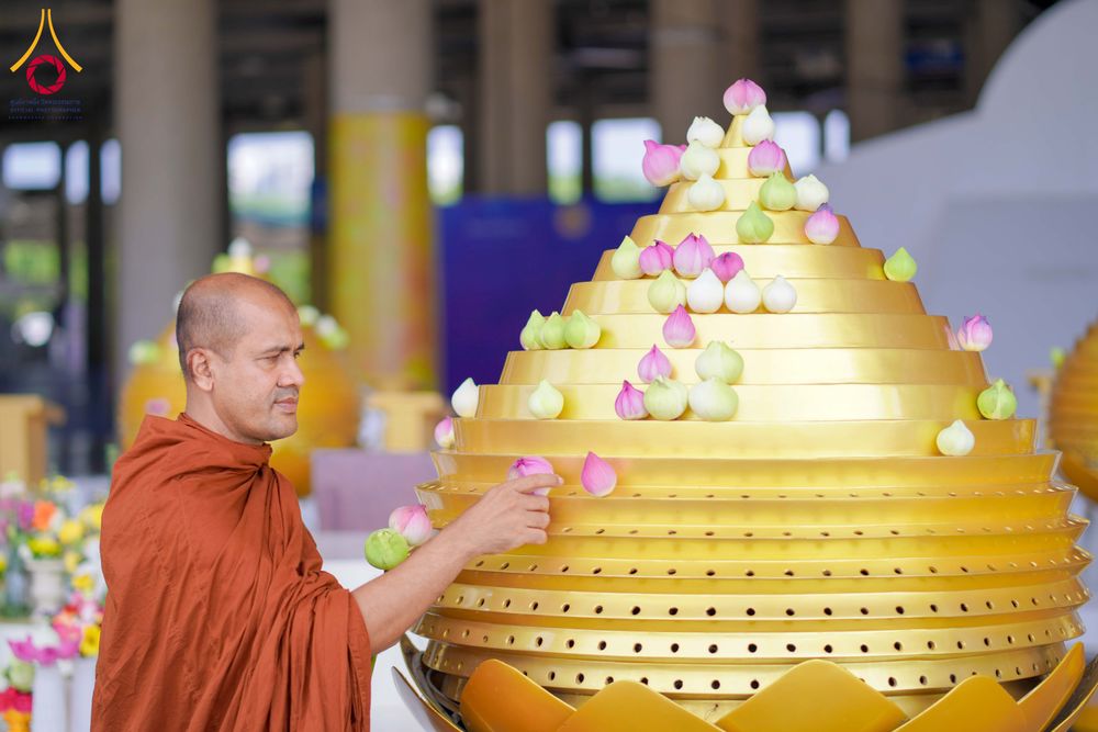 ภาพ No.328896:วันที่ 7-15 พฤษภาคม พ.ศ.2569 ต้อนรับชาวต่างชาติจากประเทศรัสเซีย เมียนมาร์ บังคลาเทศ และศรีลังกาเยี่ยมชมและสักการะพระมหาธรรมกายเจดีย์ ณ วัดพระธรรมกาย