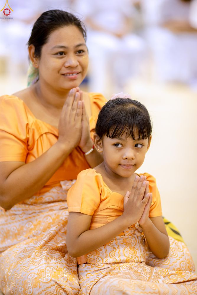 ภาพ No.327834:วันที่ 3 พฤษภาคม พ.ศ.2569 พิธีรับมอบพระบรมสารีริกธาตุ จากสาธารณรัฐแห่งสหภาพเมียนมา ณ ห้องแก้วสารพัดนึก วัดพระธรรมกาย