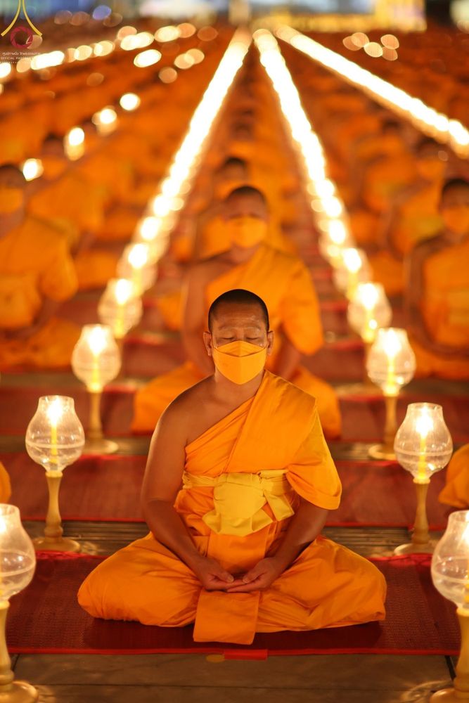 ภาพ No.75291:พิธีจุดประทีปถวายเป็นพุทธบูชา และบูชาธรรมมหาปูชนียาจารย์ ในโครงการธรรมยาตรากตัญญูบูชา มหาปูชนียาจารย์ พระมงคลเทพมุนี(สด จนฺทสโร) พระผู้ปราบมาร ปีที่ 11 ณ อนุสรณ์สถานลำดับที่ 7 สถานที่ขยายวิชชาธรรมกาย วัดพระธรรมกาย จ.ปทุมธานี วันที่ 31 มกราคม พ.ศ. 2566
