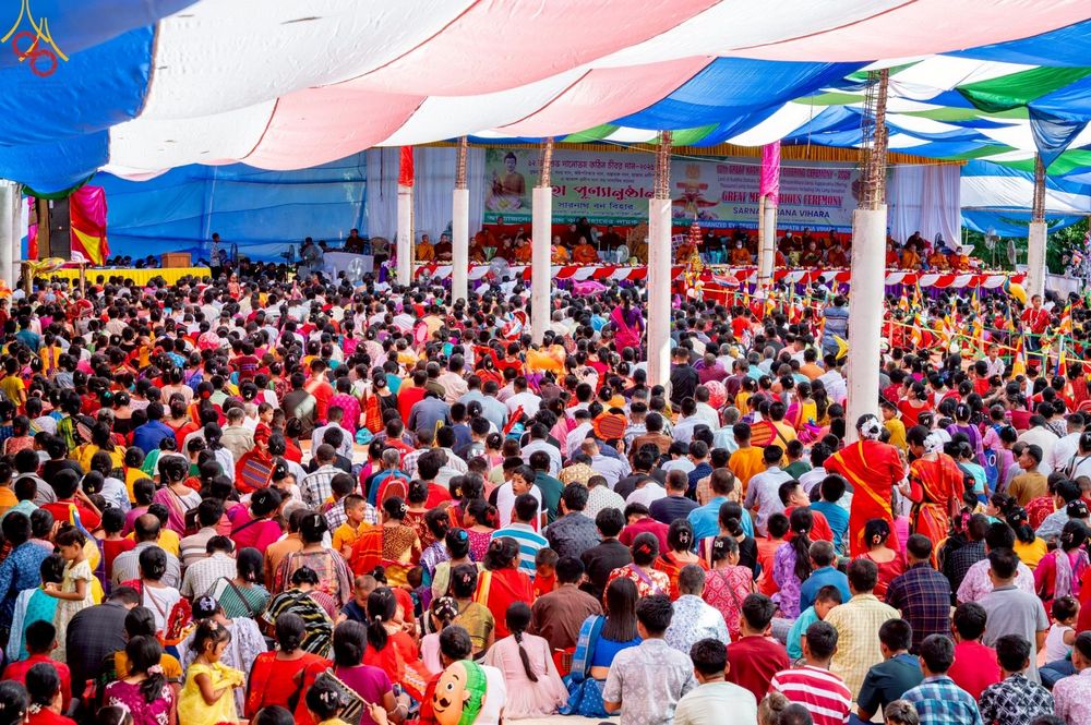 ภาพ No.261638:วันที่ 19 ตุลาคม พ.ศ. 2568 พิธีทอดกฐินสมทบ วัดกัลยาณมิตรต่างประเทศ บูชาธรรม 81 ปี หลวงพ่อธัมมชโย ณ วัดสารนาถ เมืองคาร์การชารี ประเทศบังกลาเทศ 