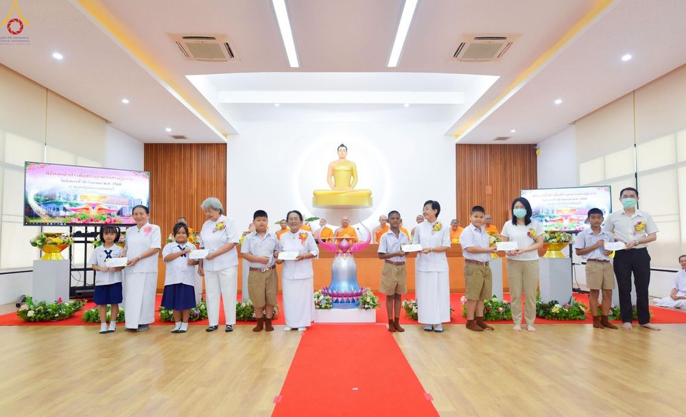ภาพ No.249948:วันอังคารที่ 30 กันยายน พ.ศ. 2568 พิธีตอกเสามงคลต้นแรกอาคารเศรษฐีถาวร ที่พักผู้มาปฏิบัติธรรม ณ ศูนย์ปฏิบัติธรรมจันทบุรี