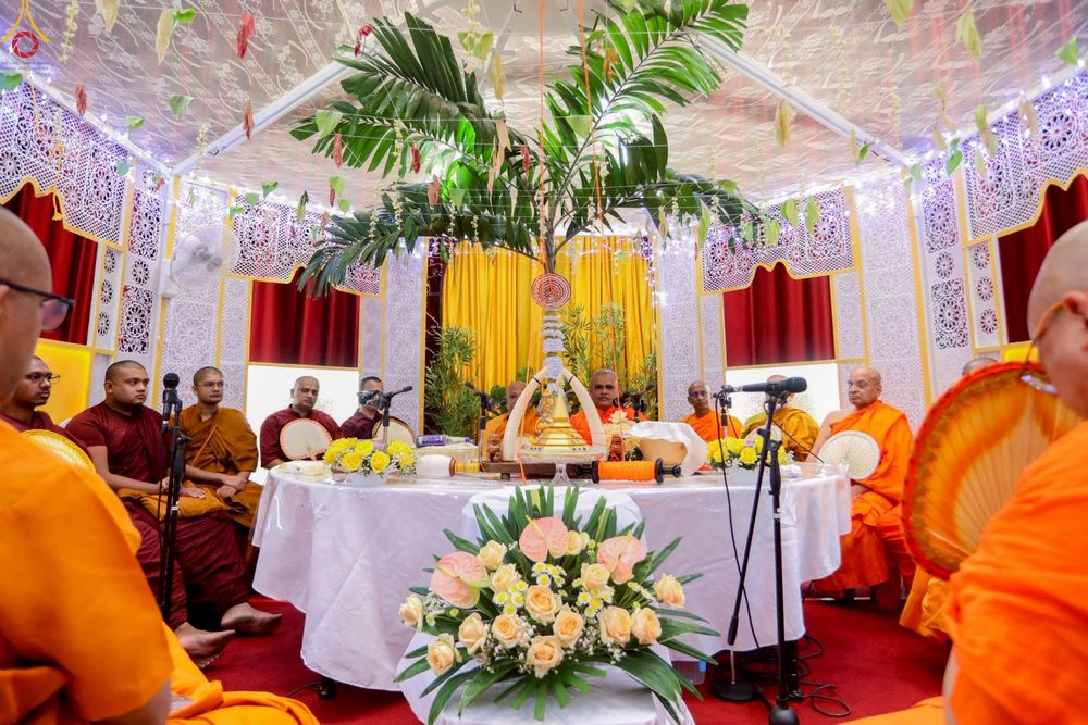 ภาพ No.245015:วันที่ 30-31 สิงหาคม พ.ศ. 2568 พิธีฉลองสมโภช พระบรมสารีริกธาตุ ณ วัดพระธรรมกายกัวลาลัมเปอร์ ประเทศมาเลเซีย เพื่ออัญเชิญไปประดิษฐาน ณ วัดพุทธมหาวิหาร ประเทศศรีลังกา