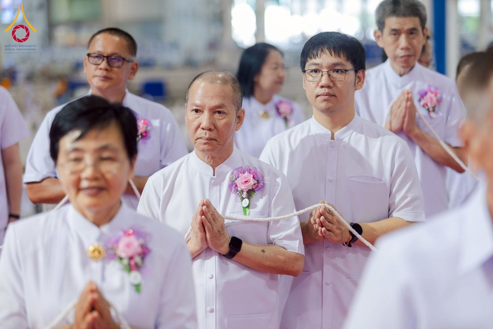 ภาพ No.261209:วันอาทิตย์ที่ 5 ตุลาคม พ.ศ. 2568 พิธีจุดเทียนใจ ไฟนิรันด์ อนันตชัย ณ สภาธรรมกายสากล วัดพระธรรมกาย