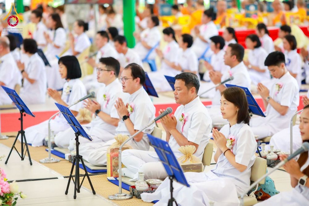 ภาพ No.159097:พิธีทอดผ้าป่าถวายทุนการศึกษาพระภิกษุสามเณรทั่วโลก และ พิธีถวายสังฆทานหนังสือพระไตรปิฏก 80 วัด บูชาธรรม 80 ปี หลวงพ่อธัมมชโย วันเสาร์ที่ 21 กันยายน พ.ศ. 2567 ณ โบสถ์พระไตรปิฏก วัดพระธรรมกาย