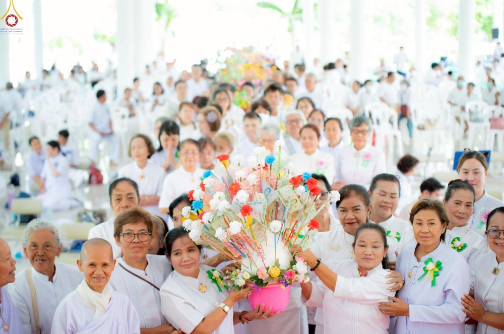 ภาพ No.263593:วันที่ 23 ตุลาคม พ.ศ. 2568 พิธีทอดกฐินสามัคคี เพื่อปรับปรุงและต่อเติมอาคารอเนกประสงค์ และพิธีทอดกฐินสามัคคีทั่วไทย 30,000 วัด ณ ศูนย์ปฏิบัติธรรมโพธารามราชบุรี ตำบลเขาชะงุ้ม อำเภอโพธาราม จังหวัดราชบุรี