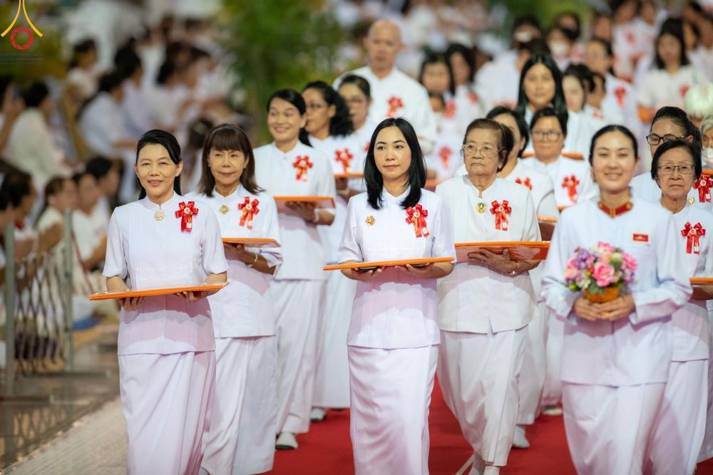 ภาพ No.177970:พิธีทอดผ้าป่าต้นสมบัติจักรพรรดิ ในวันอาทิตย์ที่ 1 ธันวาคม พ.ศ. 2567 ณ สภาธรรมกายสากล วัดพระธรรมกาย
