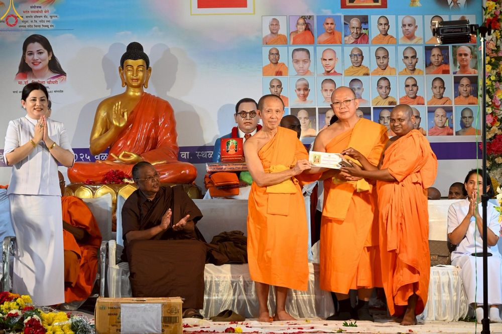 ภาพ No.263365:วันที่ 16 ตุลาคม พ.ศ. 2568 กฐินสมทบหลวงพ่อ ธัมมชโย ถวายแด่ วัดพุทธตรีรัตนะ วิหาร , เมือง ดร อัมเบ็ดการ์ นาการ์ นันเดท  รัฐมหาราษฎร์  ประเทศอินเดีย 