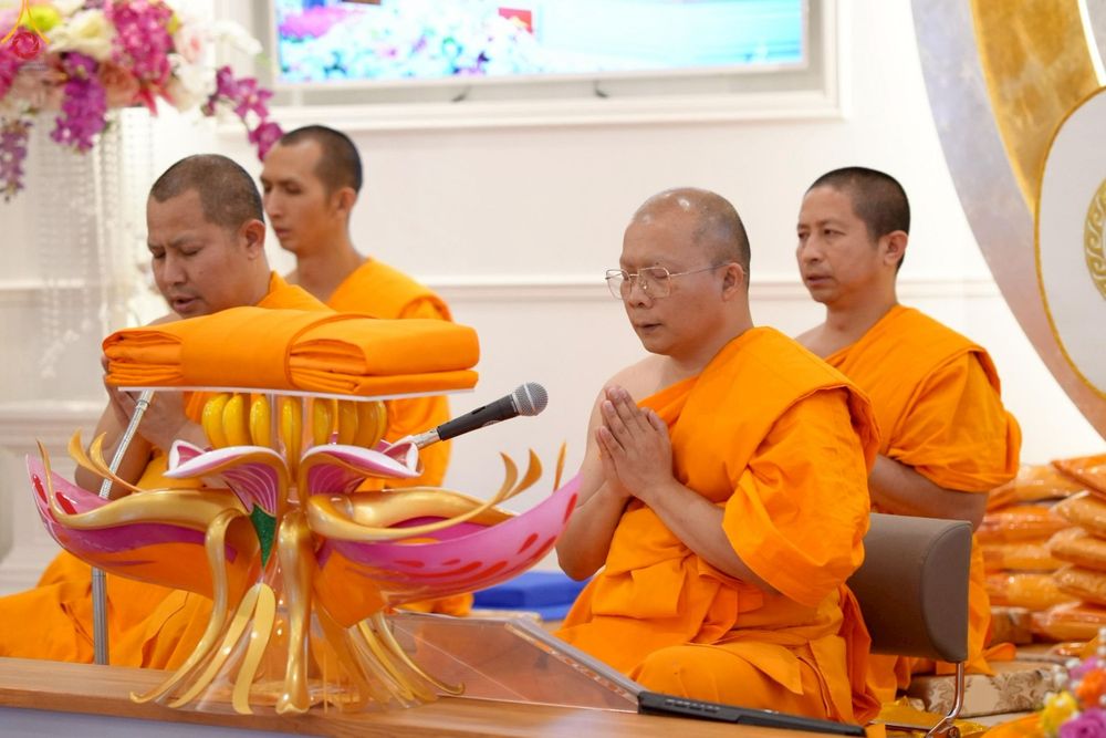 ภาพ No.262075:วันที่ 19 ตุลาคม พ.ศ. 2568 พิธีทอดกฐินวัดพระธรรมกายไรน์แลนด์ ประเทศเยอรมัน 
