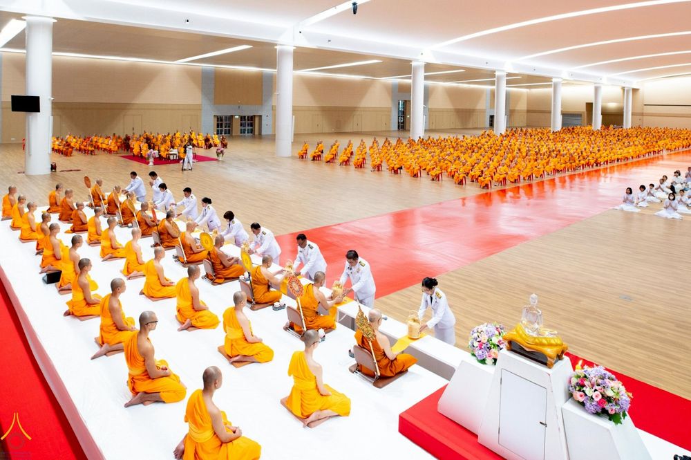 ภาพ No.234921:พิธีเจริญพระพุทธมนต์ ปฎิบัติธรรมเจริญสมาธิภาวนา และพิธีทำบุญตักบาตร เพื่อถวายเป็นพระราชกุศลแด่พระบาทสมเด็จพระวชิรเกล้าเจ้าอยู่หัว เนื่องในโอกาสวันเฉลิมพระชนมพรรษา 28 กรกฎาคม พ.ศ. 2568 ณ ห้องแก้วสารพัดนึก 2 วัดพระธรรมกาย อ.คลองหลวง จ.ปทุมธานี