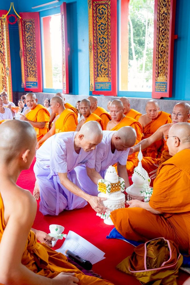 ภาพ No.276368:วันศุกร์ที่ 5 ธันวาคม 2568 (วันพ่อแห่งชาติ) พิธีบรรพชาอุปสมบทหมู่ธรรมทายาท จำนวน 14 รูป โครงการบรรพชาอุปสมบทหมู่ รุ่นบูชาธรรมมหาปูชนียาจารย์ ประจำปี 2568  ณ ศูนย์อบรมเยาวชนบางปะหัน จังหวัดพระนครศรีอยุธยา