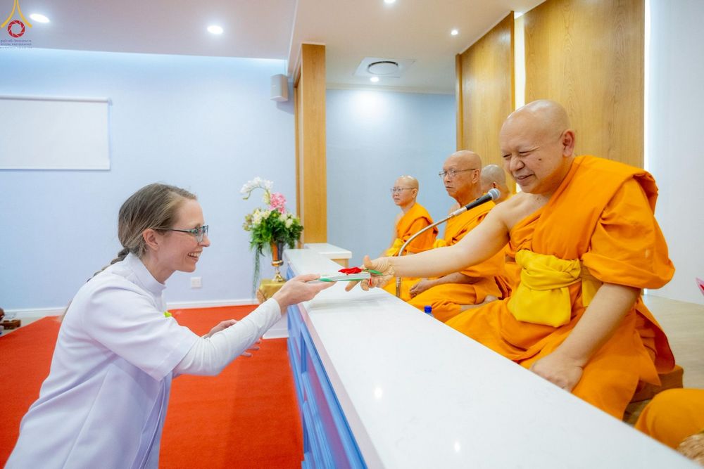 ภาพ No.270411:วันอาทิตย์ที่ 19 ตุลาคม พ.ศ. 2568 พิธีทอดกฐินสามัคคี เพื่อสถาปนากุฏิสงฆ์  น้อมถวายเป็นพุทธบูชาและบูชาธรรม แด่หลวงพ่อธัมมชโย ณ วัดพุทธเคปทาวน์  ประเทศสาธารณรัฐแอฟริกาใต้