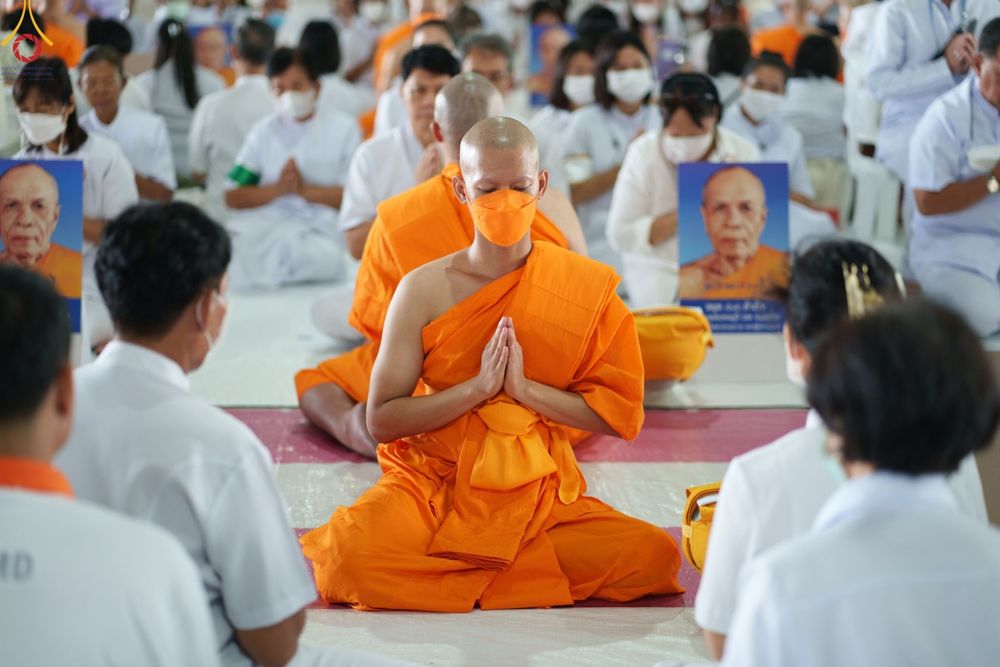 ภาพ No.84210:พิธีขอบรรพชา , พิธีขอสรณคมน์และศีล ,  พิธีรับบาตร , พิธีอุปสมบท ในโครงการบรรพชาอุปสมบทหมู่ธรรมทายาทรุ่นเข้าพรรษา และโครงการบรรพชาสามเณรโรงเรียนนานาชาติ รุ่นที่ 12 ณ โบสถ์พระไตรปิฎก วัดพระธรรมกาย วันที่ 22 กรกฎาคม พ.ศ. 2566