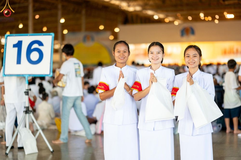 ภาพ No.158529:V.46 อาสาสมัครและเจ้าหน้าที่ทุกสถานะ ร่วมแรงร่วมใจรับบุญเตรียมงาน เก็บงาน งานบุญในเดือนกันยายน พ.ศ. 2567 ณ วัดพระธรรมกาย