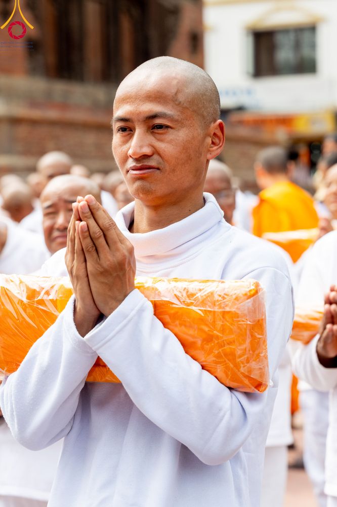 ภาพ No.313528:วันพฤหัสบดีที่ 12 มีนาคม พ.ศ. 2569 ขบวนแห่นาคธรรมทายาทในโครงการบรรพชาสามเณร 500 รูป  จาก นาคบาฮาล (Nagbahal) สู่จัตุรัสปาทัน (Patan Durbar Square) ประเทศเนปาล