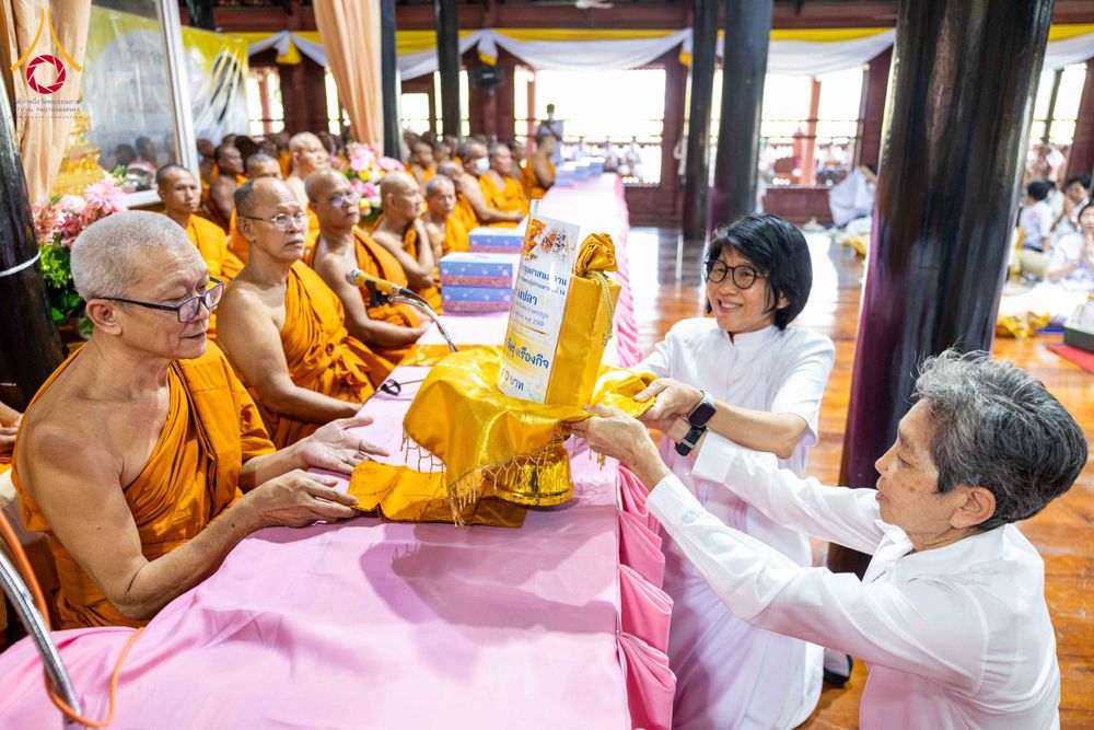 ภาพ No.300916:วันที่ 22 มกราคม พ.ศ. 2569 พิธีทอดผ้าป่าทำนุบำรุงศาสนสถาน ณ วัดบางปลา อ.บางเลน จ.นครปฐม ในโครงการธรรมยาตรา กตัญญูบูชา มหาปูชนียาจารย์ พระมงคลเทพมุนี(สด จนฺทสโร) พระผู้ปราบมาร อนุสรณ์สถาน 7 แห่ง ปีที่ 14