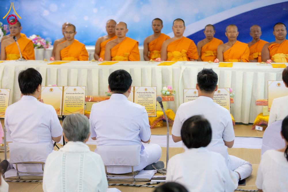 ภาพ No.290776:วันที่ 9 มกราคม พ.ศ. 2569 พิธีถวายภัตตาหารเป็นสังฆทาน แด่พระธรรมยาตรา ณ อนุสรณ์สถานคลองบางนางแท่น อ.สามพราน จ.นครปฐม ในโครงการธรรมยาตรา กตัญญูบูชา มหาปูชนียาจารย์ พระมงคลเทพมุนี(สด จนฺทสโร) พระผู้ปราบมาร อนุสรณ์สถาน 7 แห่ง ปีที่ 14