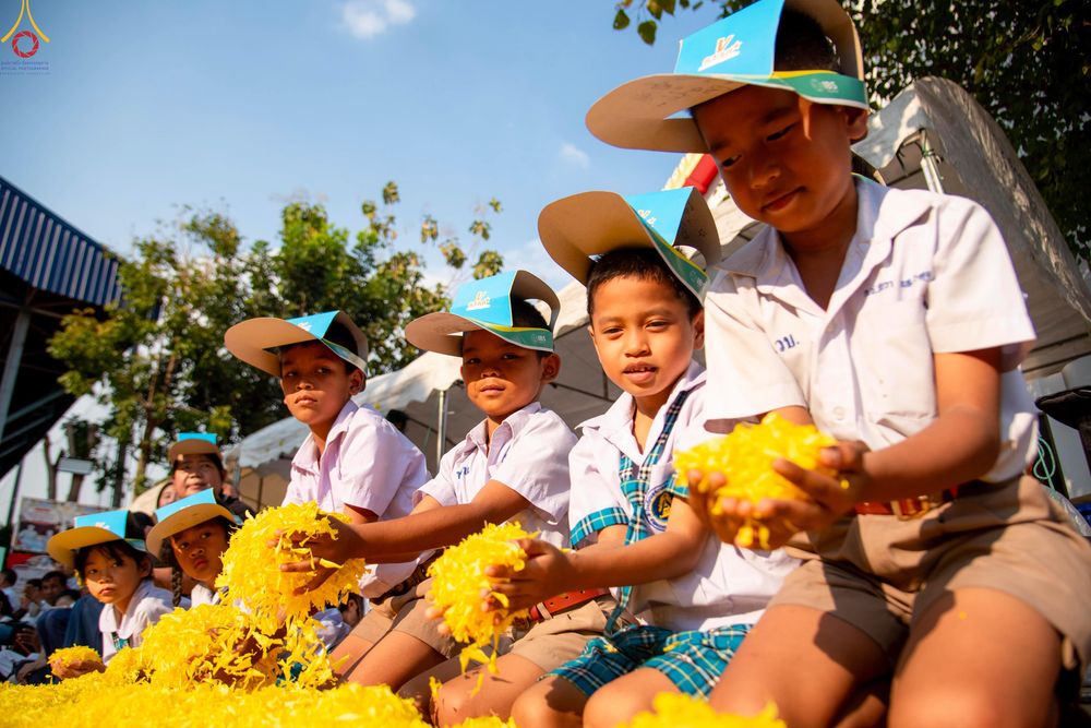 ภาพ No.295025:วันที่ 14 มกราคม พ.ศ. 2569 พิธีต้อนรับพระธรรมยาตรา อนุสรณ์สถานลำดับที่ 4  สถานที่เกิดด้วยกายธรรม ณ วัดโบสถ์บน ต.บางคูเวียง จ.นนทบุรี ในโครงการธรรมยาตรา กตัญญูบูชา มหาปูชนียาจารย์ พระมงคลเทพมุนี(สด จนฺทสโร) พระผู้ปราบมาร อนุสรณ์สถาน 7 แห่ง ปีที่ 14