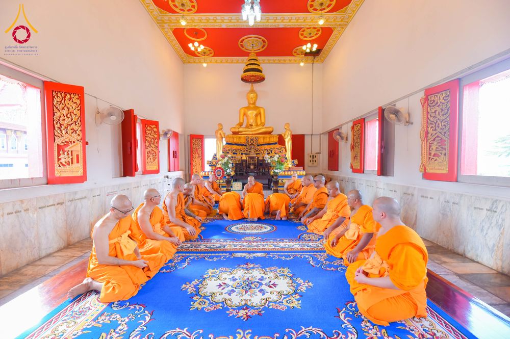 ภาพ No.285169:วันเสาร์ที่ 6 ธันวาคม พ.ศ.2568  พิธีอุปสมบทธรรมทายาท โครงการบรรพชาอุปสมบทหมู่  รุ่นบูชาธรรมมหาปูชนียาจารย์ ประจำปี 2568 ศูนย์ปฏิบัติธรรมและศูนย์อบรมเยาวชนเพชรบุรี อ.ท่ายาง จ.เพชรบุรี ณ วัดศีลคุณาราม อ.เขาย้อย เพชรบุรี