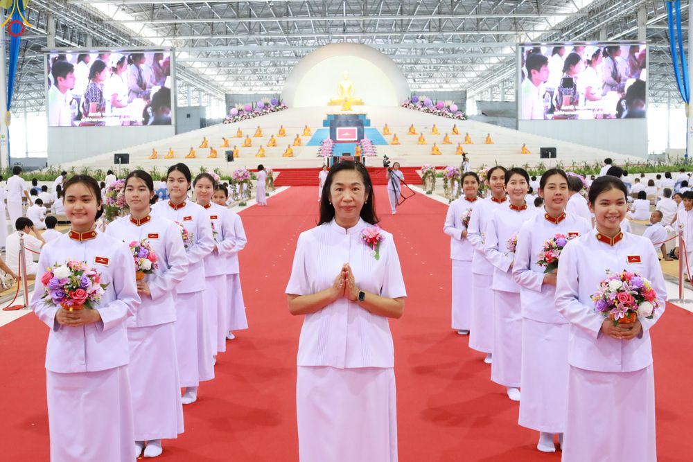 ภาพ No.286420:วันอาทิตย์ที่ 13 กรกฎาคม พ.ศ.2568 พิธีปฎิบัติธรรม และพิธีจุดเทียนใจ ไฟนิรันดร์ อนันตชัย ณ สภาธรรมกายสากล วัดพระธรรมกาย