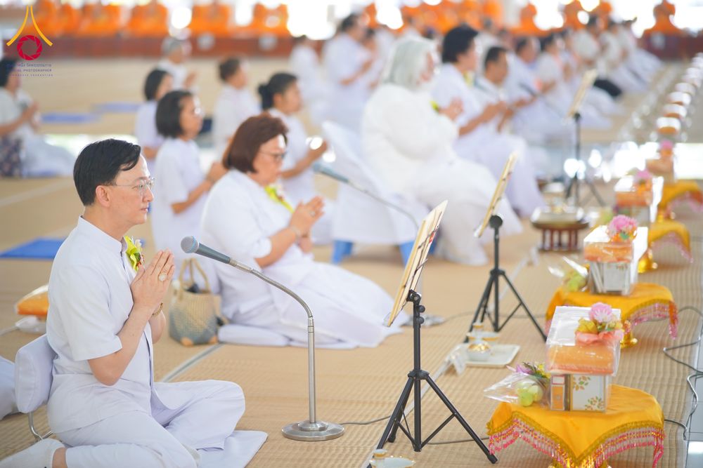 ภาพ No.320674:วันที่ 11 เมษายน พ.ศ.2569 พิธีถวายภัตตาหารเมนูสวรรค์ เพื่อการบรรลุธรรม ณ หอฉันคุณยายอาจารย์ฯ วัดพระธรรมกาย