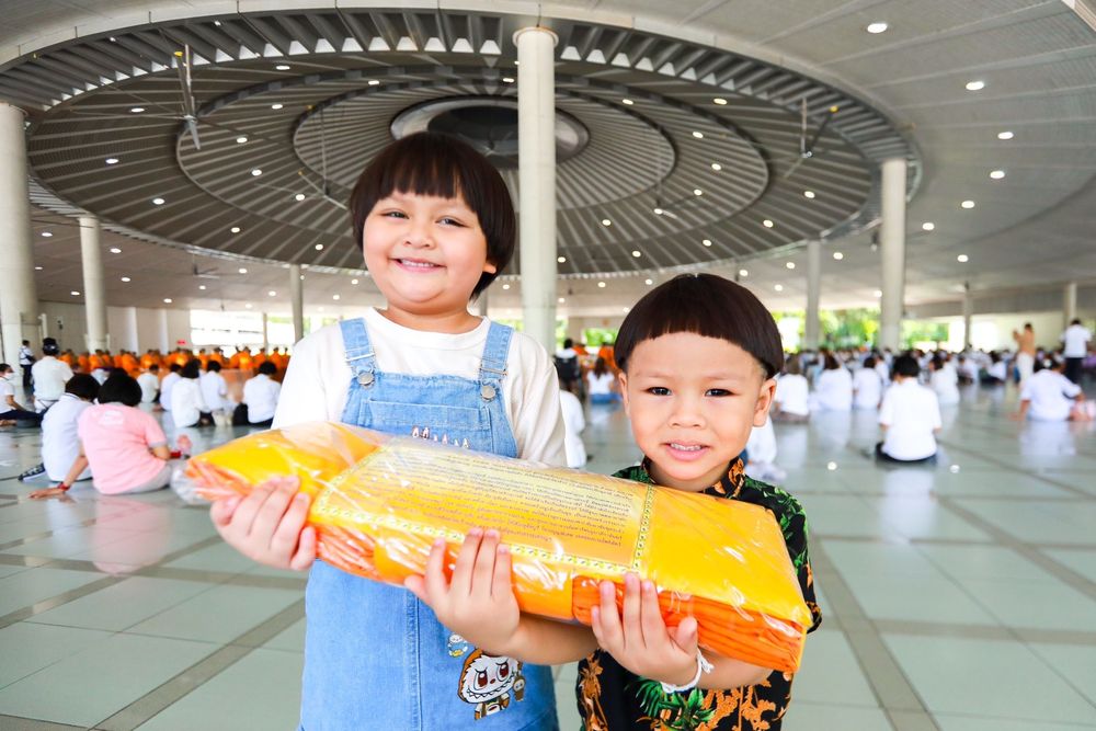 ภาพ No.147660:ภาพบรรยากาศ พิธีถวายภัตตาหารเมนูสวรรค์ ในพรรษาแห่งการเข้าถึงธรรม วันเสาร์ที่ 10 สิงหาคม 2567 ณ หอฉันคุณยายอาจารย์ฯ วัดพระธรรมกาย ถ่ายโดย อาสาสมัคร