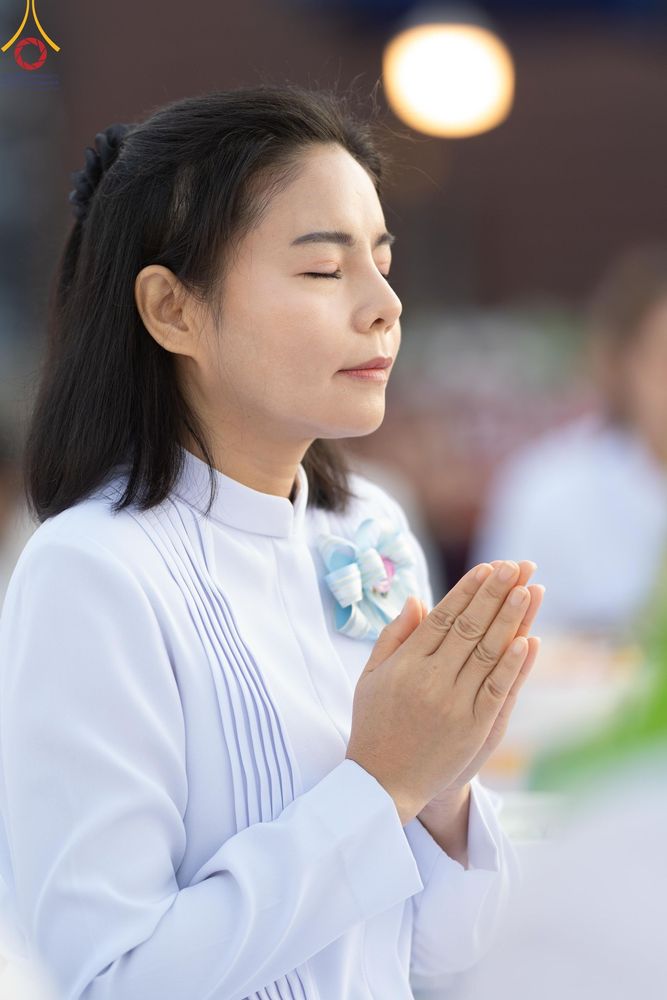 ภาพ No.185767:พิธีตักบาตรพระ 10,000 รูป ครั้งที่ 3 เนื่องในโอกาส 193 ปี จังหวัดกาญจนบุรี อุทิศส่วนกุศลให้แด่บรรพชน และเพื่อช่วยเหลือผู้ประสบภัยพิบัติต่างๆ วันเสาร์ที่ 21 ธันวาคม พ.ศ. 2567