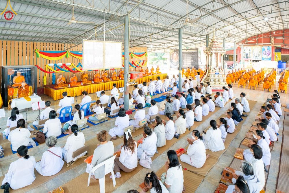 ภาพ No.189348:พิธีทอดผ้าป่าทำนุบำรุงศาสนสถาน ในโครงการธรรมยาตรา กตัญญูบูชา มหาปูชนียาจารย์ พระมงคลเทพมุนี(สด จนฺทสโร) พระผู้ปราบมาร อนุสรณ์สถาน 7 แห่ง ปีที่ 13 ณ วัดใหม่นพรัตน์  ต.เนินพระปรางค์ อ.สองพี่น้อง จ.สุพรรณบุรี วันที่ 5 มกราคม พ.ศ. 2568