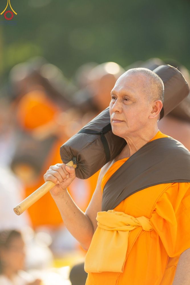 ภาพ No.190686:พิธีต้อนรับพระธรรมยาตรา ณ อนุสรณ์สถาน สถานที่ตั้งมโนปณิธานบวชตลอดชีวิต อนุสรณ์สถานคลองบางนางแท่น อ.สามพราน จ.นครปฐม ในโครงการธรรมยาตรา กตัญญูบูชา มหาปูชนียาจารย์ พระมงคลเทพมุนี(สด จนฺทสโร) พระผู้ปราบมาร อนุสรณ์สถาน 7 แห่ง ปีที่ 13 วันที่ 7 ม.ค.2568