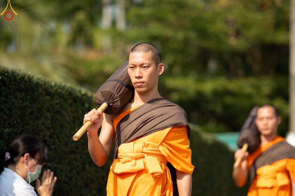 ภาพ No.190762:พิธีต้อนรับพระธรรมยาตรา ณ อนุสรณ์สถาน สถานที่ตั้งมโนปณิธานบวชตลอดชีวิต อนุสรณ์สถานคลองบางนางแท่น อ.สามพราน จ.นครปฐม ในโครงการธรรมยาตรา กตัญญูบูชา มหาปูชนียาจารย์ พระมงคลเทพมุนี(สด จนฺทสโร) พระผู้ปราบมาร อนุสรณ์สถาน 7 แห่ง ปีที่ 13 วันที่ 7 ม.ค.2568
