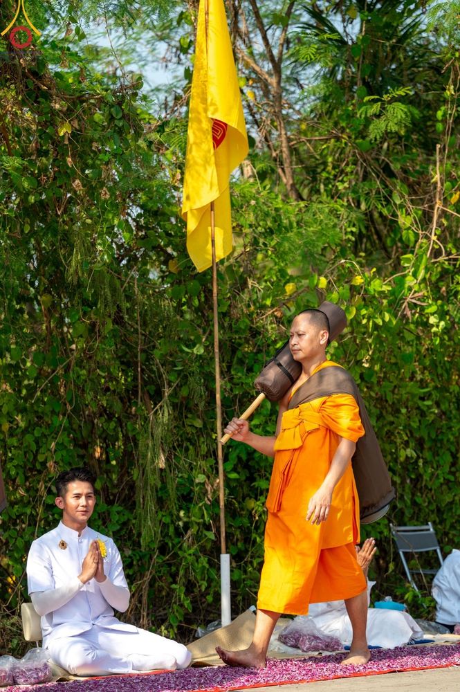 ภาพ No.190777:พิธีต้อนรับพระธรรมยาตรา ณ อนุสรณ์สถาน สถานที่ตั้งมโนปณิธานบวชตลอดชีวิต อนุสรณ์สถานคลองบางนางแท่น อ.สามพราน จ.นครปฐม ในโครงการธรรมยาตรา กตัญญูบูชา มหาปูชนียาจารย์ พระมงคลเทพมุนี(สด จนฺทสโร) พระผู้ปราบมาร อนุสรณ์สถาน 7 แห่ง ปีที่ 13 วันที่ 7 ม.ค.2568