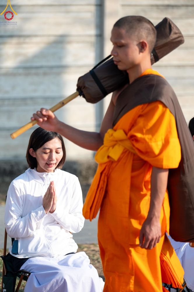 ภาพ No.190782:พิธีต้อนรับพระธรรมยาตรา ณ อนุสรณ์สถาน สถานที่ตั้งมโนปณิธานบวชตลอดชีวิต อนุสรณ์สถานคลองบางนางแท่น อ.สามพราน จ.นครปฐม ในโครงการธรรมยาตรา กตัญญูบูชา มหาปูชนียาจารย์ พระมงคลเทพมุนี(สด จนฺทสโร) พระผู้ปราบมาร อนุสรณ์สถาน 7 แห่ง ปีที่ 13 วันที่ 7 ม.ค.2568