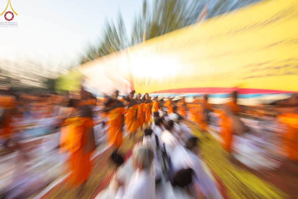 ภาพ No.190834:พิธีต้อนรับพระธรรมยาตรา ณ อนุสรณ์สถาน สถานที่ตั้งมโนปณิธานบวชตลอดชีวิต อนุสรณ์สถานคลองบางนางแท่น อ.สามพราน จ.นครปฐม ในโครงการธรรมยาตรา กตัญญูบูชา มหาปูชนียาจารย์ พระมงคลเทพมุนี(สด จนฺทสโร) พระผู้ปราบมาร อนุสรณ์สถาน 7 แห่ง ปีที่ 13 วันที่ 7 ม.ค.2568