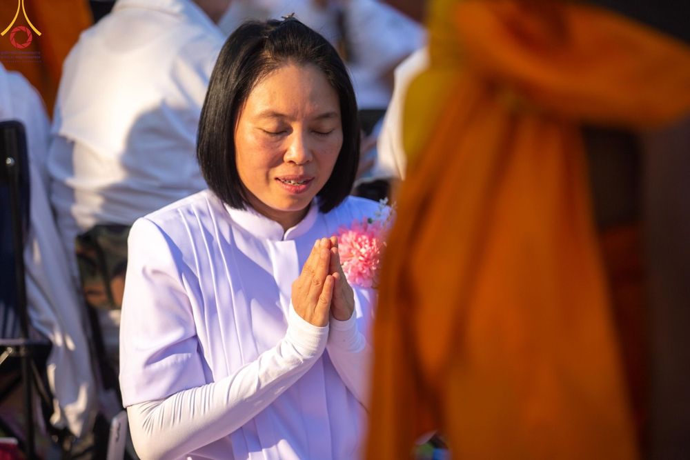 ภาพ No.190839:พิธีต้อนรับพระธรรมยาตรา ณ อนุสรณ์สถาน สถานที่ตั้งมโนปณิธานบวชตลอดชีวิต อนุสรณ์สถานคลองบางนางแท่น อ.สามพราน จ.นครปฐม ในโครงการธรรมยาตรา กตัญญูบูชา มหาปูชนียาจารย์ พระมงคลเทพมุนี(สด จนฺทสโร) พระผู้ปราบมาร อนุสรณ์สถาน 7 แห่ง ปีที่ 13 วันที่ 7 ม.ค.2568
