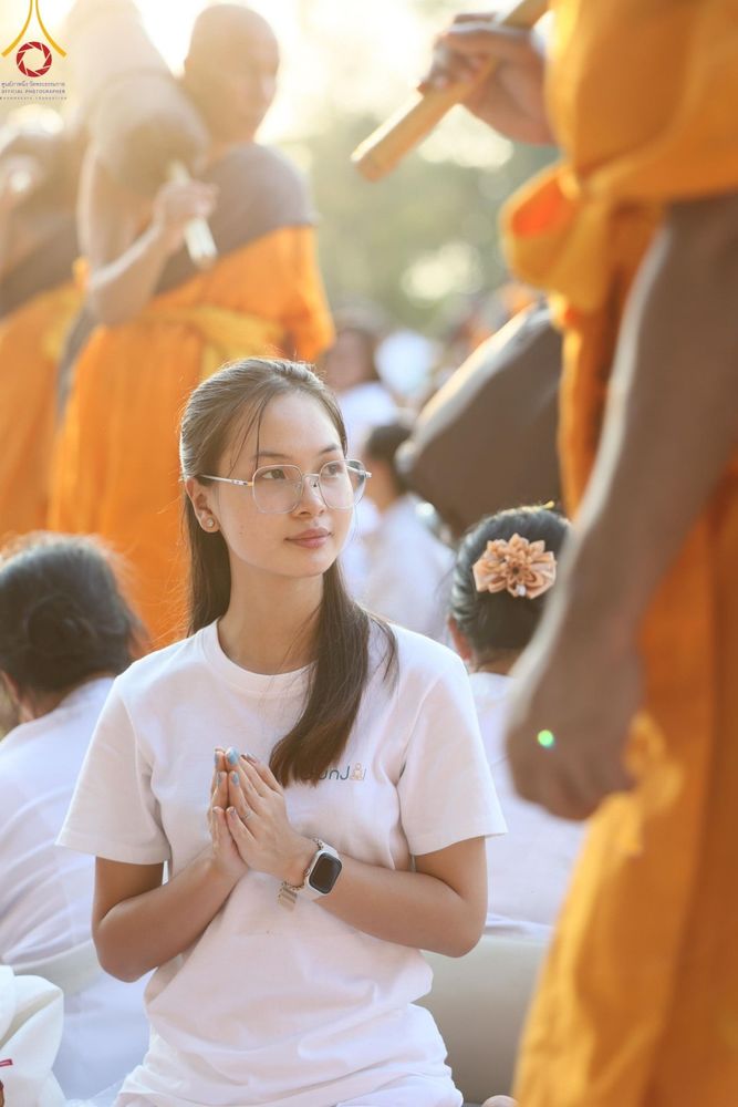 ภาพ No.190867:พิธีต้อนรับพระธรรมยาตรา ณ อนุสรณ์สถาน สถานที่ตั้งมโนปณิธานบวชตลอดชีวิต อนุสรณ์สถานคลองบางนางแท่น อ.สามพราน จ.นครปฐม ในโครงการธรรมยาตรา กตัญญูบูชา มหาปูชนียาจารย์ พระมงคลเทพมุนี(สด จนฺทสโร) พระผู้ปราบมาร อนุสรณ์สถาน 7 แห่ง ปีที่ 13 วันที่ 7 ม.ค.2568