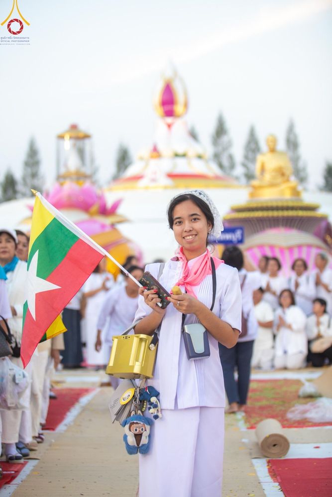 ภาพ No.190900:พิธีต้อนรับพระธรรมยาตรา ณ อนุสรณ์สถาน สถานที่ตั้งมโนปณิธานบวชตลอดชีวิต อนุสรณ์สถานคลองบางนางแท่น อ.สามพราน จ.นครปฐม ในโครงการธรรมยาตรา กตัญญูบูชา มหาปูชนียาจารย์ พระมงคลเทพมุนี(สด จนฺทสโร) พระผู้ปราบมาร อนุสรณ์สถาน 7 แห่ง ปีที่ 13 วันที่ 7 ม.ค.2568
