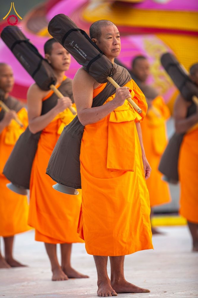 ภาพ No.191900:พระธรรมยาตราปฏิบัติธรรม และถ่ายภาพหมู่ประวัติศาสตร์ ณ อนุสรณ์สถานคลองบางนางแท่น อ.สามพราน จ.นครปฐม ในโครงการธรรมยาตรา กตัญญูบูชา มหาปูชนียาจารย์ พระมงคลเทพมุนี(สด จนฺทสโร) พระผู้ปราบมาร อนุสรณ์สถาน 7 แห่ง ปีที่ 13 วันที่ 8 มกราคม พ.ศ. 2568