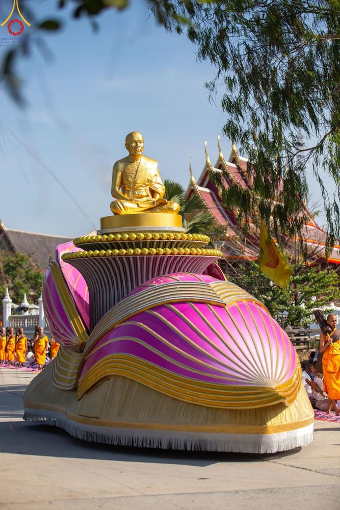 ภาพ No.203911:พิธีต้อนรับพระธรรมยาตรา ณ อนุสรณ์สถานลำดับที่ 5 สถานที่เผยแผ่วิชชาธรรมกายครั้งแรก อนุสรณ์สถานบางปลา วัดบางปลา อำเภอบางเลน จังหวัดนครปฐม ในโครงการธรรมยาตรา กตัญญูบูชา มหาปูชนียาจารย์ พระมงคลเทพมุนี(สด จนฺทสโร) พระผู้ปราบมาร ปีที่ 13 วัน 19 มกราคม พ.ศ.2568