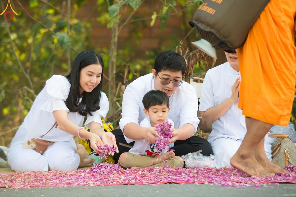 ภาพ No.203948:พิธีต้อนรับพระธรรมยาตรา ณ อนุสรณ์สถานลำดับที่ 5 สถานที่เผยแผ่วิชชาธรรมกายครั้งแรก อนุสรณ์สถานบางปลา วัดบางปลา อำเภอบางเลน จังหวัดนครปฐม ในโครงการธรรมยาตรา กตัญญูบูชา มหาปูชนียาจารย์ พระมงคลเทพมุนี(สด จนฺทสโร) พระผู้ปราบมาร ปีที่ 13 วัน 19 มกราคม พ.ศ.2568