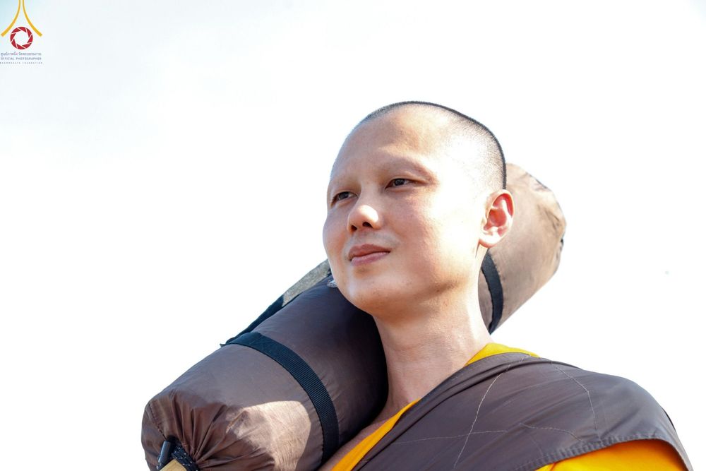 ภาพ No.203956:พิธีต้อนรับพระธรรมยาตรา ณ อนุสรณ์สถานลำดับที่ 5 สถานที่เผยแผ่วิชชาธรรมกายครั้งแรก อนุสรณ์สถานบางปลา วัดบางปลา อำเภอบางเลน จังหวัดนครปฐม ในโครงการธรรมยาตรา กตัญญูบูชา มหาปูชนียาจารย์ พระมงคลเทพมุนี(สด จนฺทสโร) พระผู้ปราบมาร ปีที่ 13 วัน 19 มกราคม พ.ศ.2568
