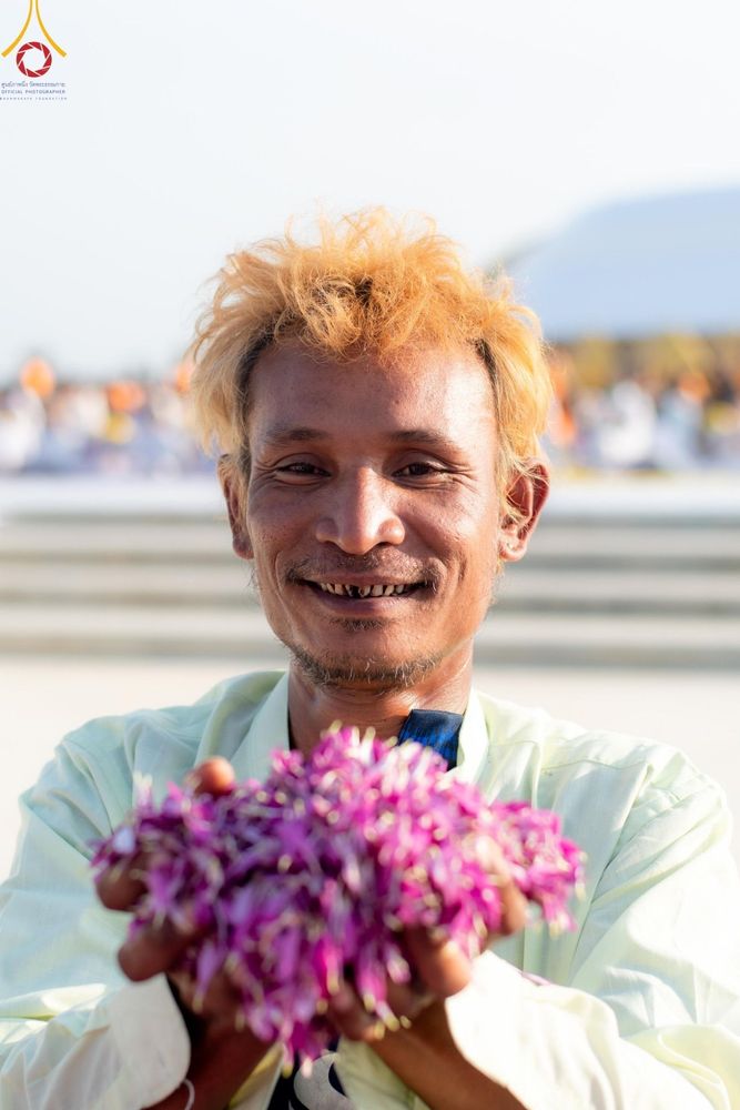 ภาพ No.206239:HAPPY FACE @ธรรมยาตรา # 1 ในโครงการธรรมยาตรา กตัญญูบูชา มหาปูชนียาจารย์ พระมงคลเทพมุนี(สด จนฺทสโร) พระผู้ปราบมาร อนุสรณ์สถาน 7 แห่ง ปีที่ 13 ระหว่างวันที่ 2-31 มกราคม พ.ศ. 2568