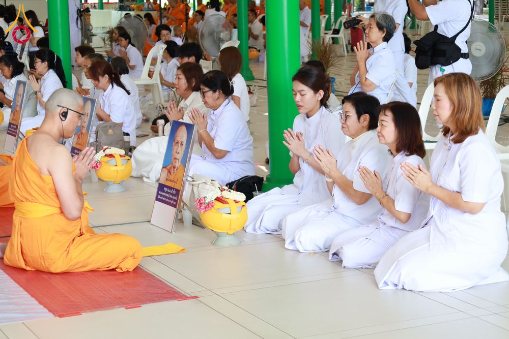 ภาพ No.286698:วันเสาร์ที่ 12 กรกฏาคม พ.ศ.2568 พิธีบรรพชาอุปสมบท  โครงการบรรพชาอุปสมบทหมู่ ธรรมทายาทนานาชาติ(ภาคภาษาจีน), โครงการบรรพชาสามเณร โรงเรียนนานาชาติ รุ่นที 14