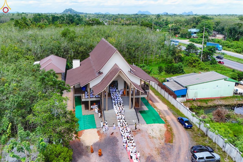 ภาพ No.281851:วันที่ 28 ตุลาคม พ.ศ 2568 พิธีทอดกฐินสามัคคีทั่วไทย 30,000 วัด  โดยคณะศิษยานุศิษย์ บูชาธรรม 81 ปี  หลวงพ่อธัมมชโย ณ ศูนย์ปฏิบัติธรรมพัทลุง