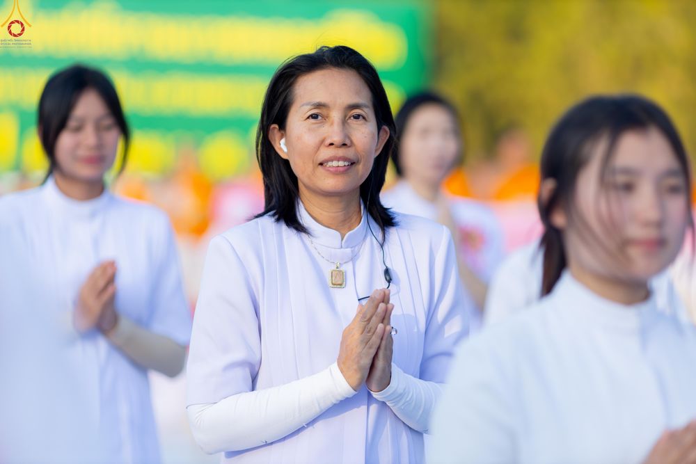 ภาพ No.291963:วันที่ 10 มกราคม พ.ศ. 2569 พิธีจุดประทีปถวายเป็นพุทธบูชา และบูชาธรรมมหาปูชนียาจารย์  ณ อนุสรณ์สถานคลองบางนางแท่น อ.สามพราน จ.นครปฐม ในโครงการธรรมยาตรา กตัญญูบูชา มหาปูชนียาจารย์ พระมงคลเทพมุนี(สด จนฺทสโร) พระผู้ปราบมาร อนุสรณ์สถาน 7 แห่ง ปีที่ 14